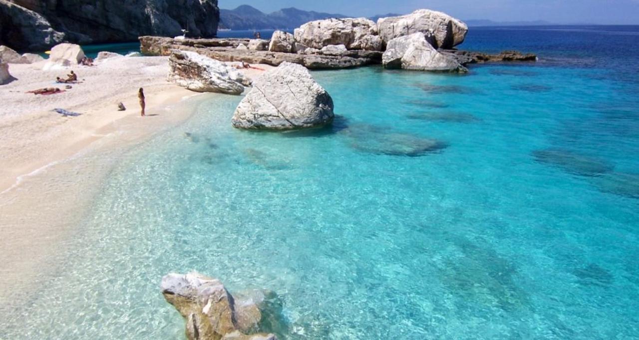 Near The Port Apartment Cala Gonone Exteriör bild